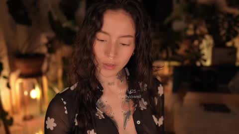 Effy online show from November 2025 12:32:01 AM