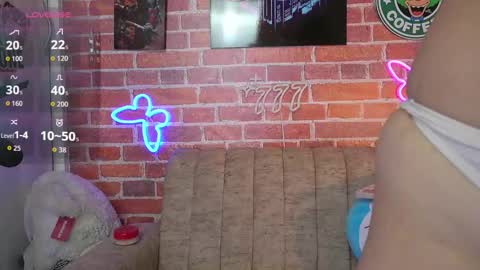 effystone777 online show from October 2025 01:58:01 PM