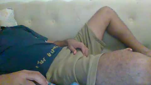 Snapshot of egyman2022 chatting on December 2025 08:46:01 PM Im momo 35 Egyptian at Dubai online show from December 2025 08:46:01 PM