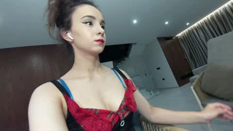 Snapshot of ehotlovea chatting on March 2026 04:07:02 AM Erik and Alice online show from March 2026 04:07:02 AM