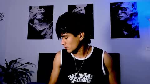 eiden_allenx1 online show from September 2025 01:05:02 PM