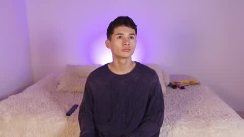 Snapshot of eiden_blake chatting on November 2025 10:04:01 AM Eiden Blake online show from November 2025 10:04:01 AM