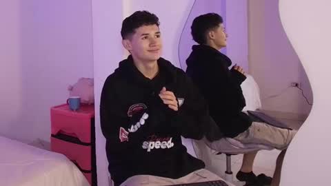 Snapshot of eiden_blake chatting on November 2025 11:42:02 PM Eiden Blake online show from November 2025 11:42:02 PM