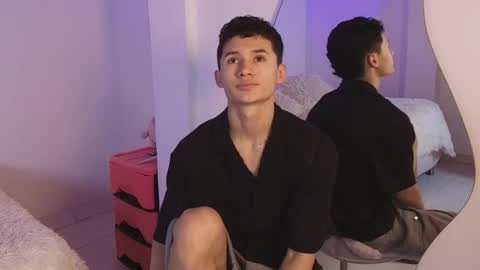 Snapshot of eiden_blake chatting on December 2025 11:32:01 PM Eiden Blake online show from December 2025 11:32:01 PM