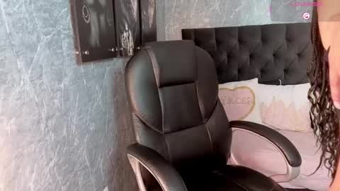 eileen__stone online show from January 2026 11:56:01 AM