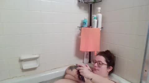 Snapshot of eilidh90 chatting on December 2025 09:56:01 PM eilidh 3 online show from December 2025 09:56:01 PM