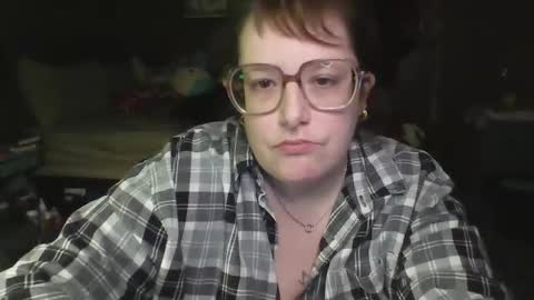 Snapshot of eilidh90 chatting on February 2026 03:17:01 AM eilidh 3 online show from February 2026 03:17:01 AM