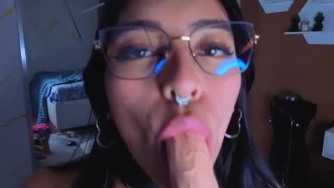 EimmyAdams online show from September 2025 11:52:01 PM