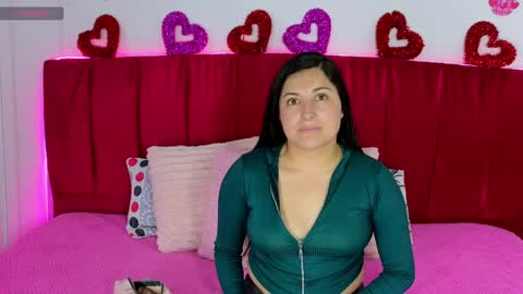 Snapshot of eimy__cute chatting on April 2026 07:11:01 PM eimy__cute online show from April 2026 07:11:01 PM