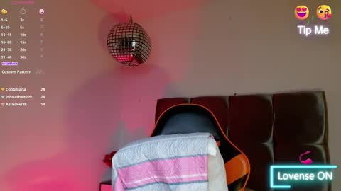 Snapshot of eimy_saenzx chatting on January 2026 09:00:01 AM eimy_saenzx online show from January 2026 09:00:01 AM