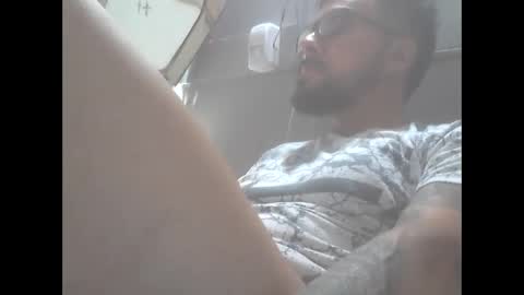 Snapshot of el_principe_veryhot chatting on October 2025 05:20:02 AM el_principe_veryhot online show from October 2025 05:20:02 AM