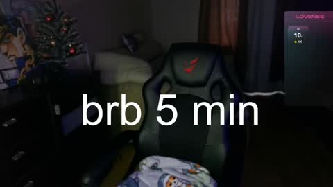 Snapshot of el_sweety chatting on December 2024 12:30:02 PM If you like it when I meow give me a thumbs up online show from December 2024 12:30:02 PM