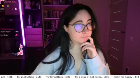 Snapshot of el_sweety chatting on May 2026 10:54:01 AM If you like it when I meow give me a thumbs up online show from May 2026 10:54:01 AM