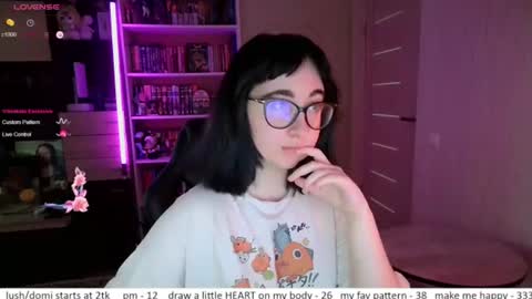 If you like it when I meow give me a thumbs up online show from July 2026 02:19:01 PM