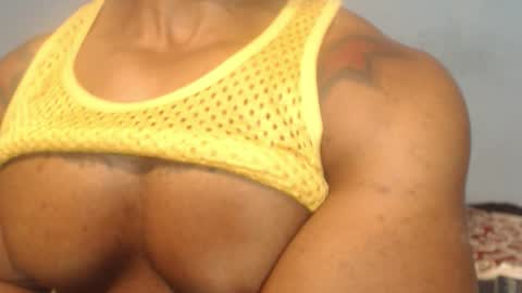 Snapshot of el_vecino_m chatting on January 2026 04:49:02 AM el_vecino_m online show from January 2026 04:49:02 AM