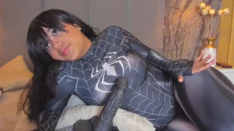   online show from December 2024 03:05:02 PM