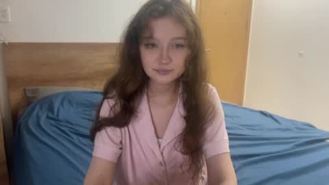Snapshot of ela_wish chatting on June 2026 06:45:01 PM Ela online show from June 2026 06:45:01 PM