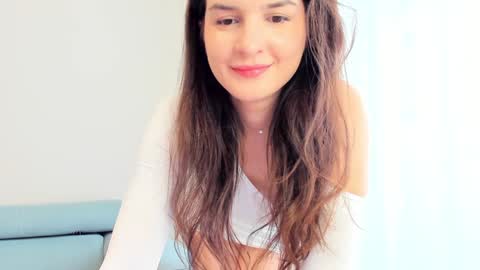 Ela online show from September 2025 06:41:01 AM