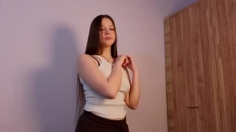 Sophie online show from February 2026 07:06:01 AM