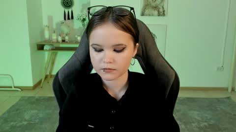 Snapshot of elainebeness chatting on January 2025 07:23:01 PM Your sweet girl online show from January 2025 07:23:01 PM