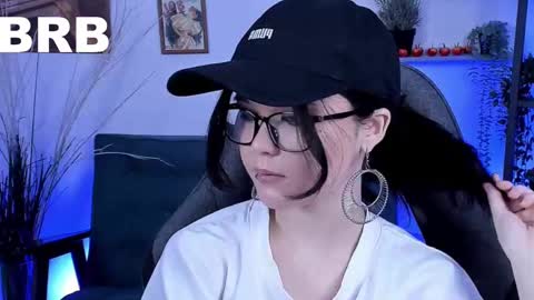 Snapshot of elainebeness chatting on March 2025 10:36:02 PM Your sweet girl online show from March 2025 10:36:02 PM