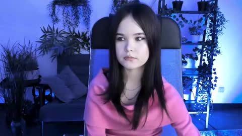 Snapshot of elainebeness chatting on November 2025 08:30:01 PM Your sweet girl online show from November 2025 08:30:01 PM