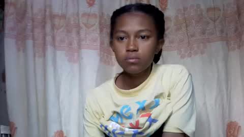 elaliealdy online show from May 2026 11:29:02 AM