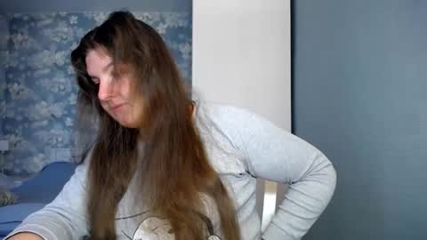 Snapshot of elanis_blair chatting on February 2026 12:32:02 PM Elanis online show from February 2026 12:32:02 PM