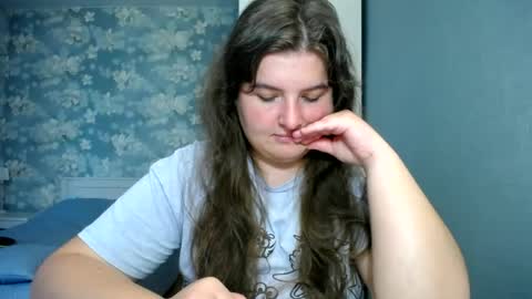 Elanis online show from June 2026 12:37:01 PM