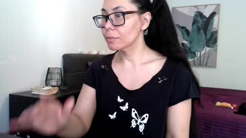 Snapshot of elaramuse_ chatting on July 2026 10:13:02 AM elaramuse_ online show from July 2026 10:13:02 AM