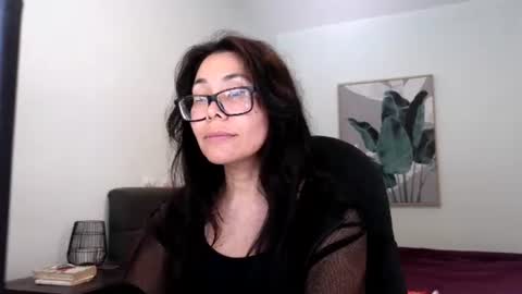 Snapshot of elaramuse_ chatting on July 2026 07:37:02 AM elaramuse_ online show from July 2026 07:37:02 AM