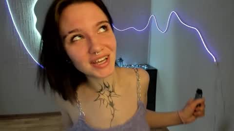 elastikiss online show from March 2026 04:09:01 AM