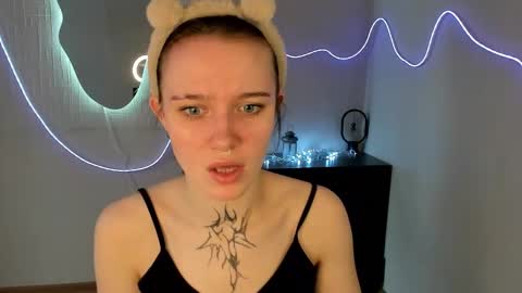 elastikiss online show from March 2026 04:38:02 AM