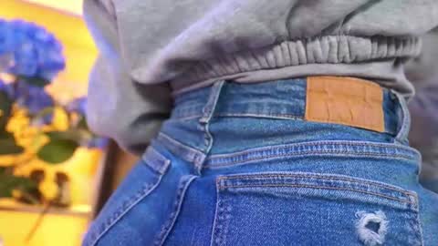 Snapshot of elasummeer chatting on January 2026 11:45:02 AM Elasummeer online show from January 2026 11:45:02 AM