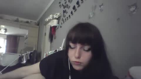Lia online show from July 2026 12:30:01 PM