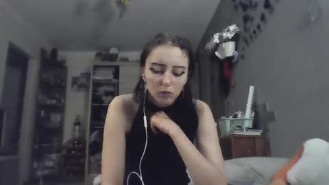 Lia online show from July 2026 12:07:01 AM