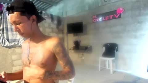 El CHICLE TV - SHOW online show from January 2025 08:50:01 PM