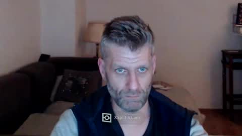 Snapshot of elculiador2207 chatting on February 2025 09:28:01 PM Timm online show from February 2025 09:28:01 PM