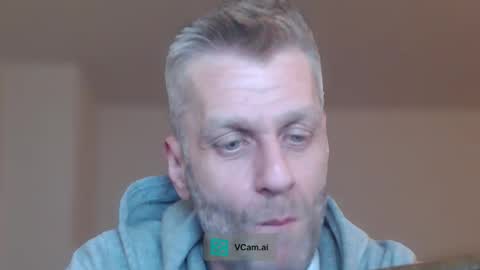 Snapshot of elculiador2207 chatting on October 2025 01:17:02 AM Timm online show from October 2025 01:17:02 AM