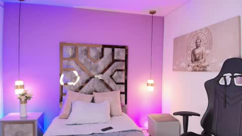 electra_gosselin online show from September 2025 12:07:01 PM