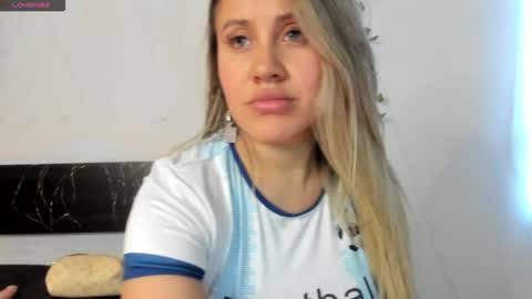 Snapshot of eleecttraa_12 chatting on January 2025 09:31:01 PM Electra online show from January 2025 09:31:01 PM