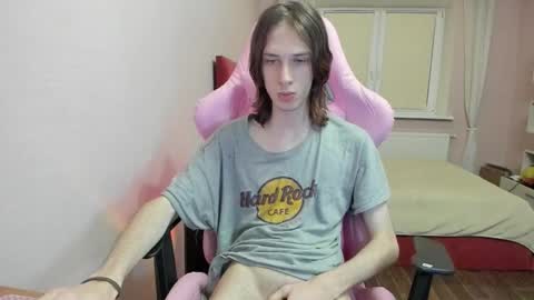 Snapshot of eleganc3 chatting on October 2025 07:38:02 PM eleganc3 online show from October 2025 07:38:02 PM