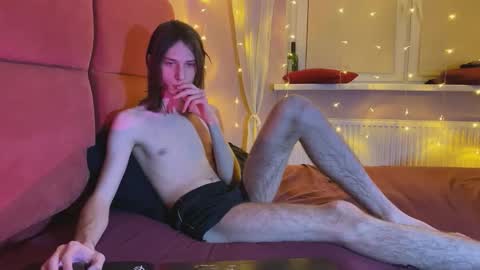 Snapshot of eleganc3 chatting on January 2026 04:44:01 PM eleganc3 online show from January 2026 04:44:01 PM