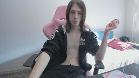 Snapshot of eleganc3 chatting on February 2026 08:12:02 AM eleganc3 online show from February 2026 08:12:02 AM