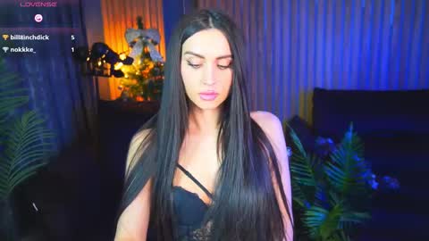 elegant_mysterious online show from January 2026 09:41:01 PM