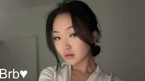 Snapshot of elegant_vibes chatting on May 2026 10:36:01 AM Jess online show from May 2026 10:36:01 AM