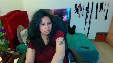 Snapshot of elektra_32 chatting on February 2025 05:28:01 PM elektra online show from February 2025 05:28:01 PM