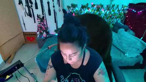 Snapshot of elektra_32 chatting on December 2025 07:09:01 PM elektra online show from December 2025 07:09:01 PM