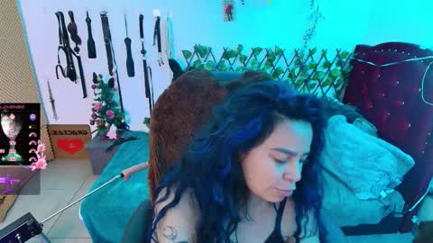 Snapshot of elektra_32 chatting on December 2025 07:32:01 PM elektra online show from December 2025 07:32:01 PM