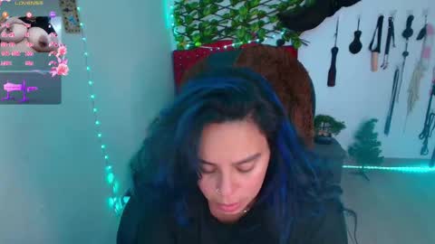 Snapshot of elektra_32 chatting on February 2026 05:33:02 AM elektra online show from February 2026 05:33:02 AM